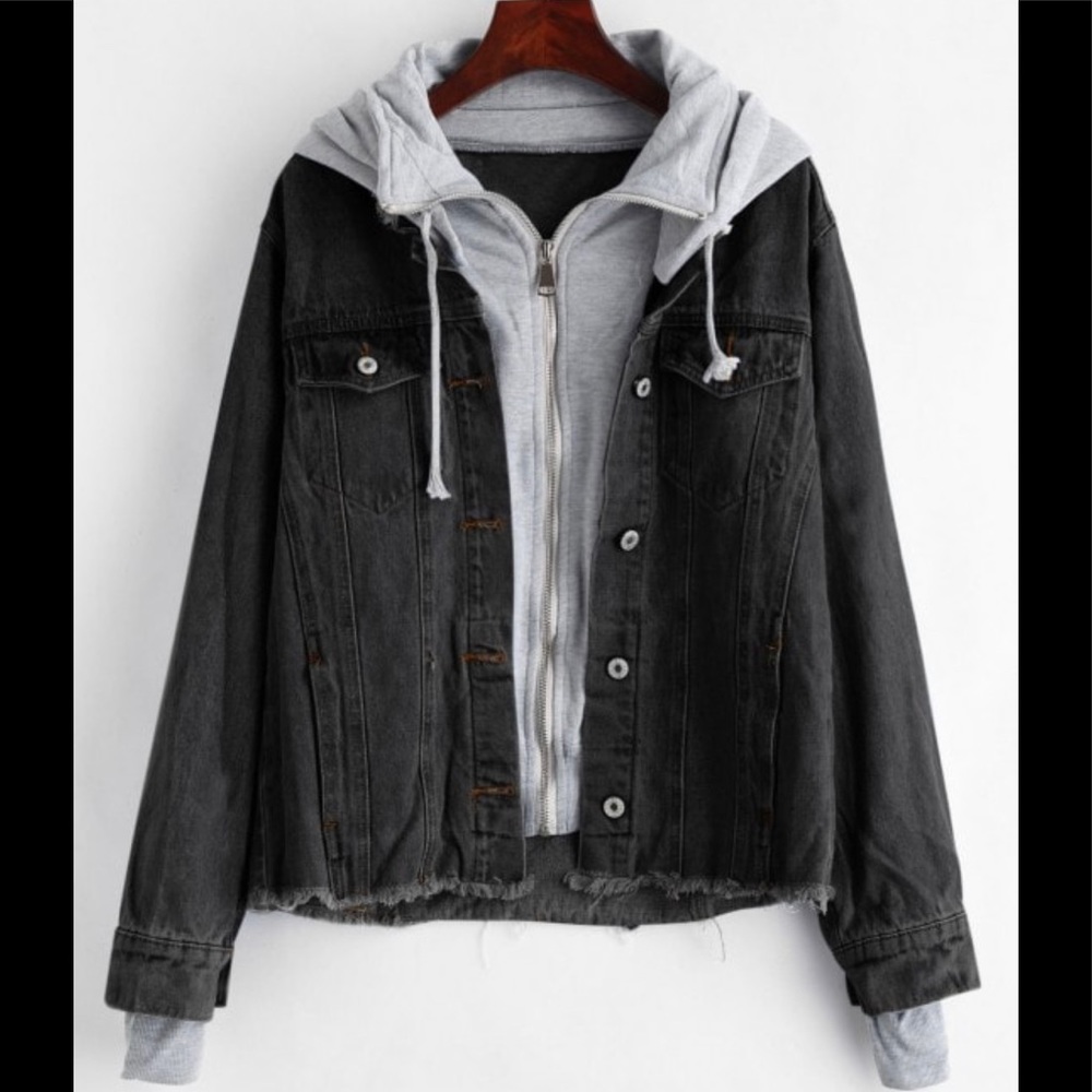 HOODED JEAN JACKET